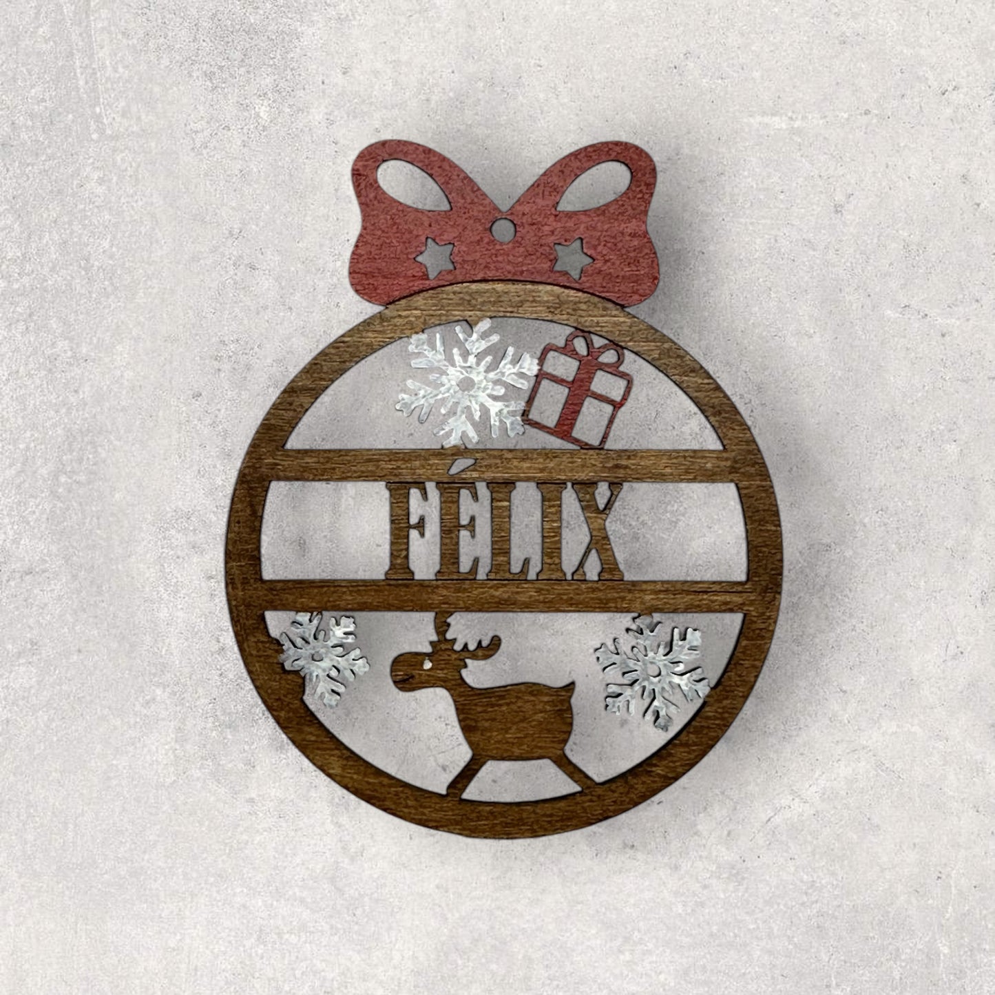 Personalized Christmas ornament – with name