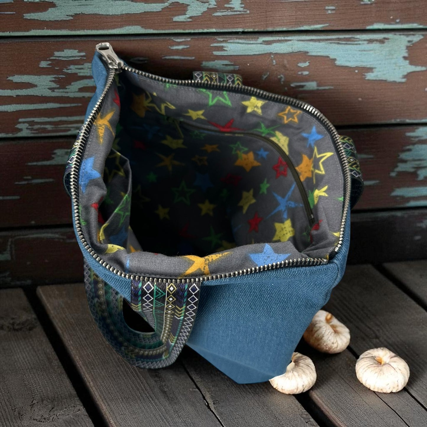 Handbag with patterned strap – made of dark blue denim canvas